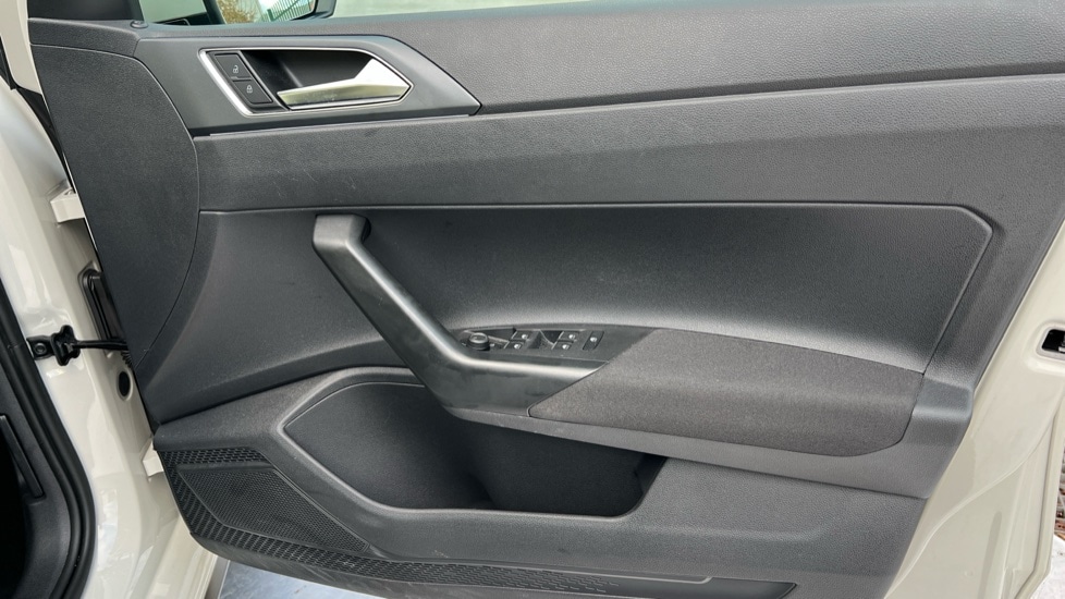 Used Volkswagen Polo 2023 for sale - 76873255: Photo 37