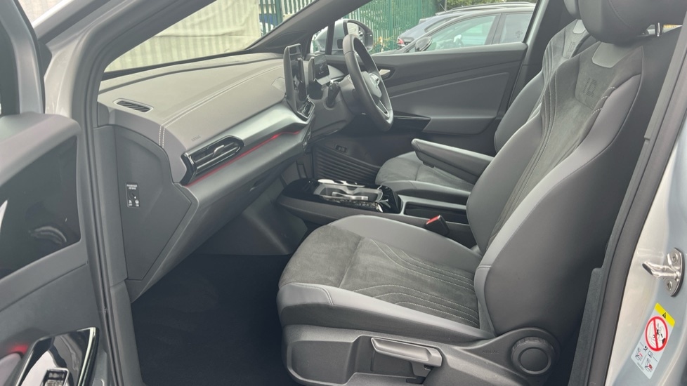 Used Volkswagen ID4 2025 for sale - 76190905: Photo 2