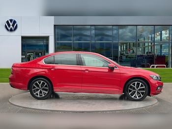 Used Volkswagen Passat 2022 for sale - 75541142: Photo