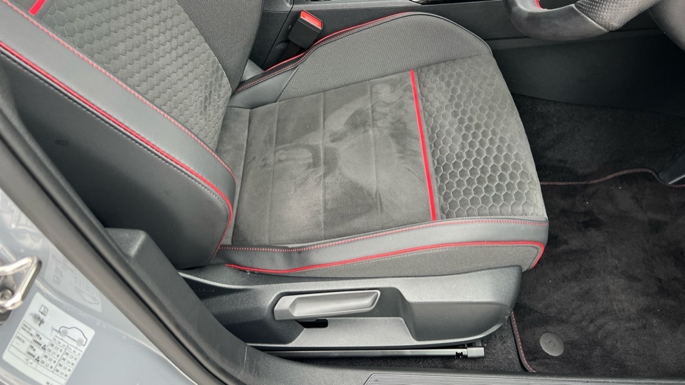 Used Volkswagen Golf 2025 for sale - 76328368: Photo 38
