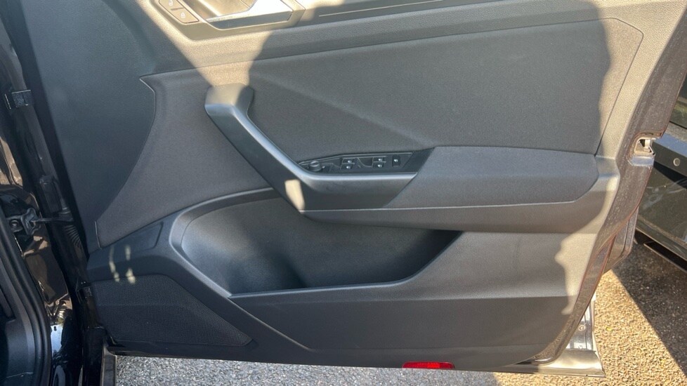 Used Volkswagen T-Roc 2021 for sale - 76172329: Photo 37