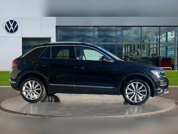 Used Volkswagen T-Roc 2021 for sale - 76172329: Photo 4