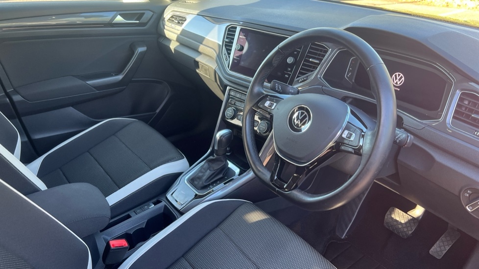 Used Volkswagen T-Roc 2021 for sale - 76172329: Photo 5