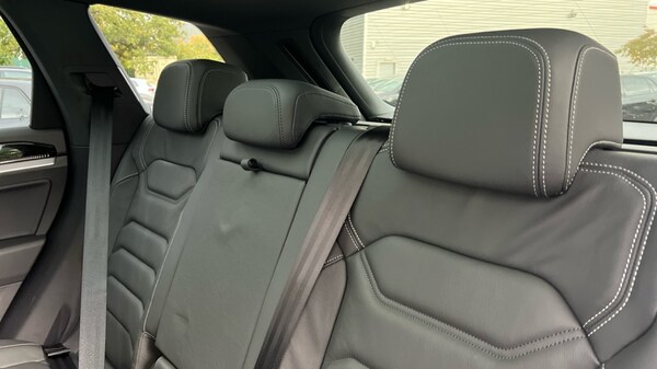 Used Volkswagen Touareg 2025 for sale - 76044436: Photo 14