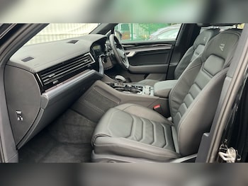 Used Volkswagen Touareg 2025 for sale - 76044436: Photo 2