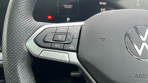 Used Volkswagen Touareg 2025 for sale - 76044436: Photo 30