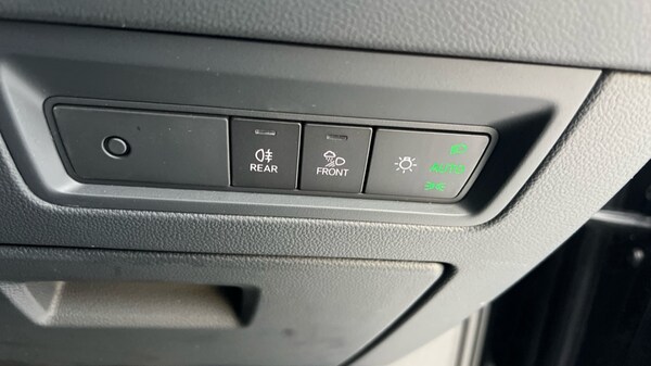 Used Volkswagen Touareg 2025 for sale - 76044436: Photo 52