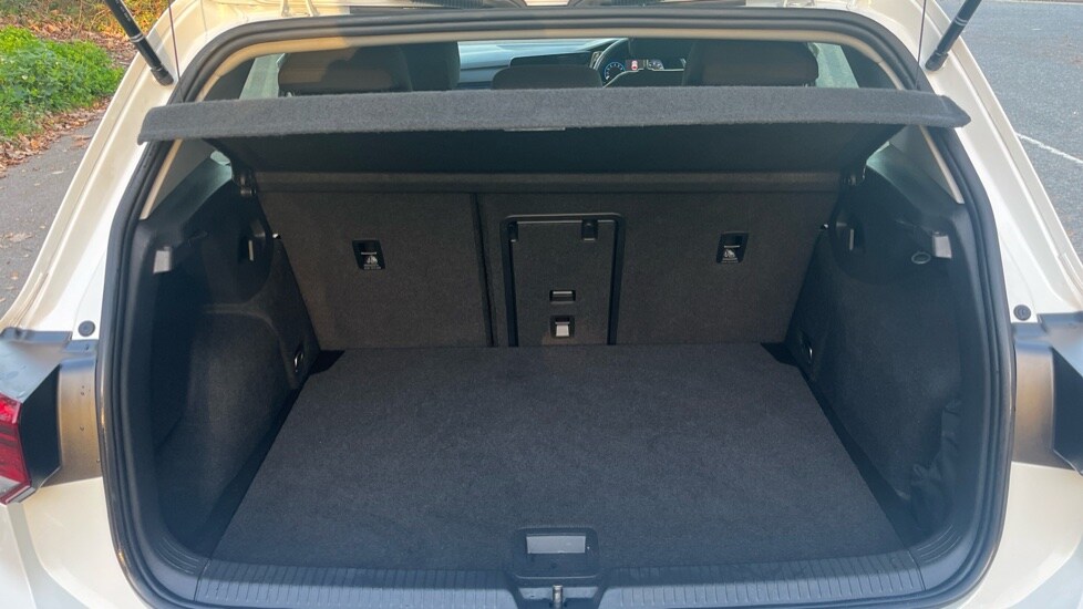 Used Volkswagen Golf 2023 for sale - 77075582: Photo 16