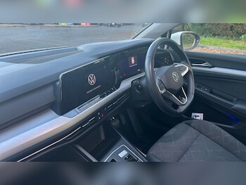 Used Volkswagen Golf 2023 for sale - 77075582: Photo