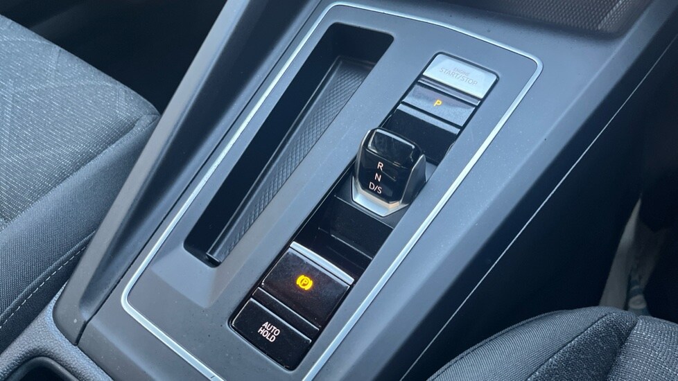 Used Volkswagen Golf 2023 for sale - 77075582: Photo 34