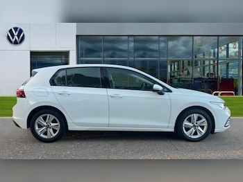 Used Volkswagen Golf 2023 for sale - 77075582: Photo