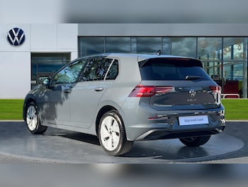 Used Volkswagen Golf 2024 for sale - 75625420: Photo