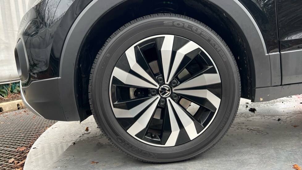 Used Volkswagen T-Cross 2023 for sale - 77018386: Photo 20