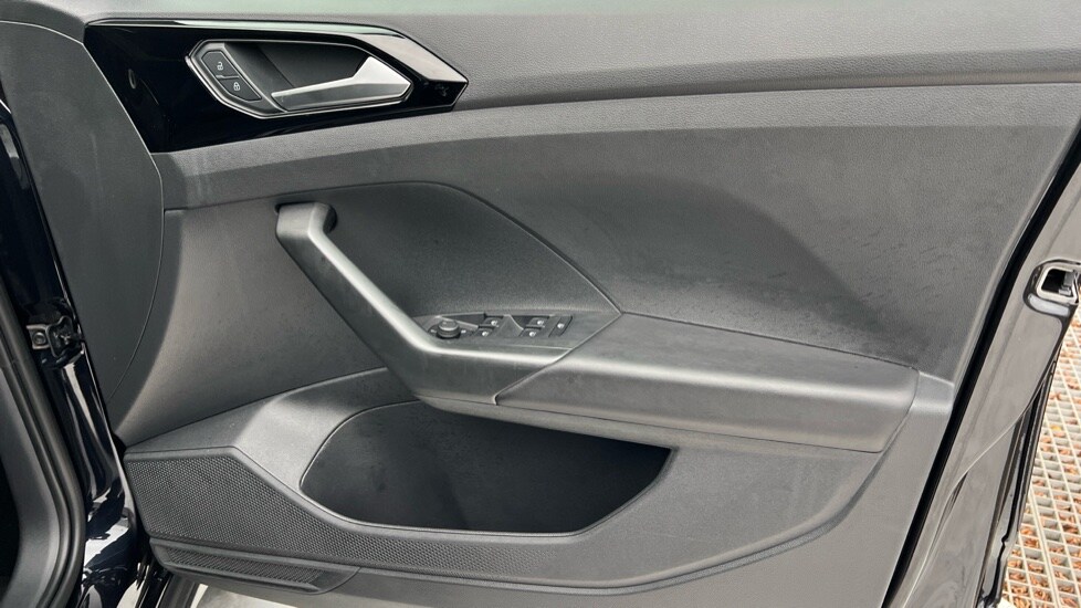 Used Volkswagen T-Cross 2023 for sale - 77018386: Photo 37