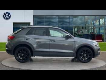 Used Volkswagen T-Roc 2021 for sale - 74794115: Photo