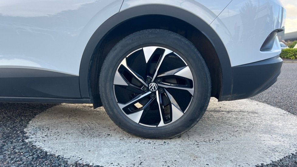 Used Volkswagen ID.4 2023 for sale - 76722140: Photo 19
