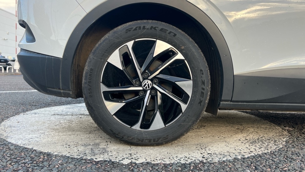 Used Volkswagen ID.4 2023 for sale - 76722140: Photo 20