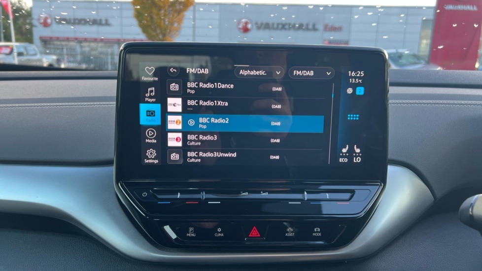 Used Volkswagen ID.4 2023 for sale - 76722140: Photo 25