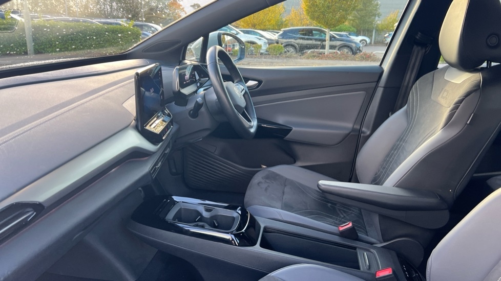 Used Volkswagen ID.4 2023 for sale - 76722140: Photo 28