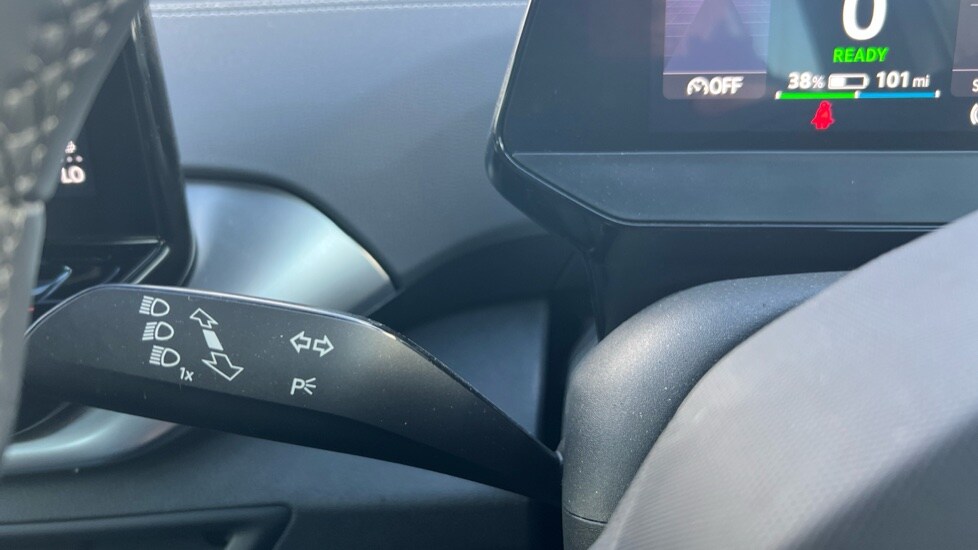 Used Volkswagen ID.4 2023 for sale - 76722140: Photo 33