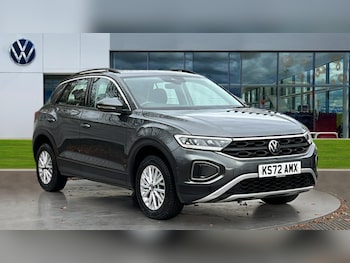 Used Volkswagen T-Roc 2022 for sale - 76826710: Photo