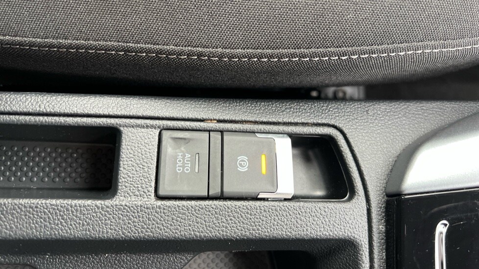 Used Volkswagen T-Roc 2022 for sale - 76826710: Photo 49