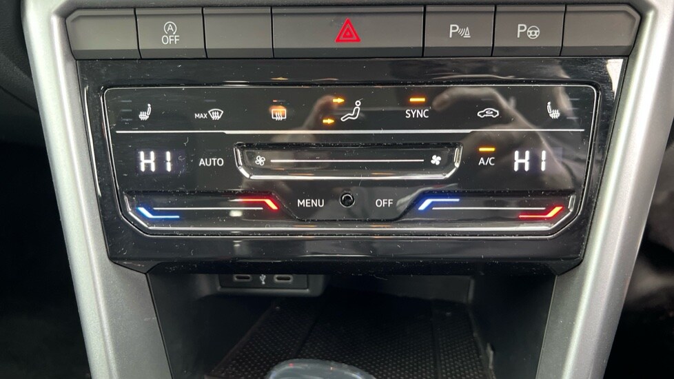 Used Volkswagen T-Roc 2022 for sale - 76826710: Photo 50