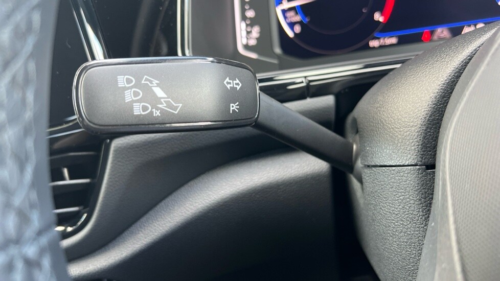 Used Volkswagen T-Roc 2025 for sale - 76870339: Photo 33