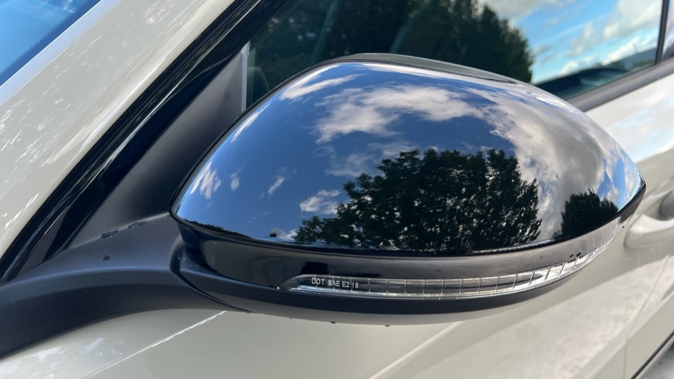 Used Volkswagen T-Roc 2025 for sale - 76870339: Photo 44