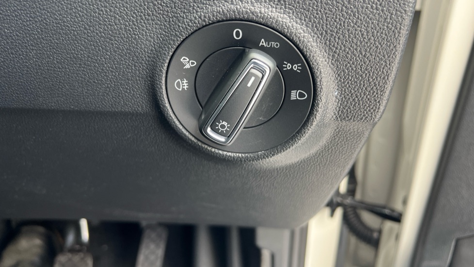 Used Volkswagen T-Roc 2025 for sale - 76870339: Photo 48