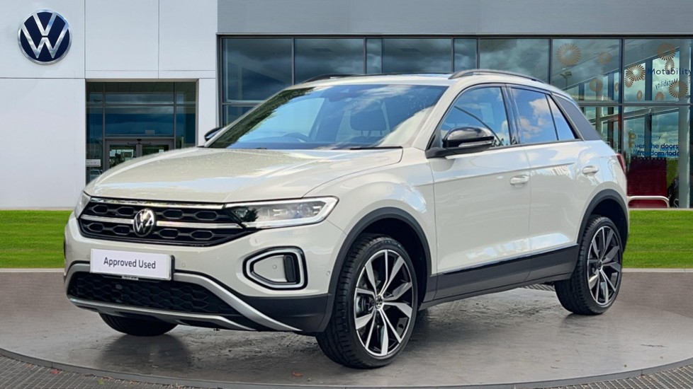 Used Volkswagen T-Roc 2025 for sale - 76870339: Photo 6