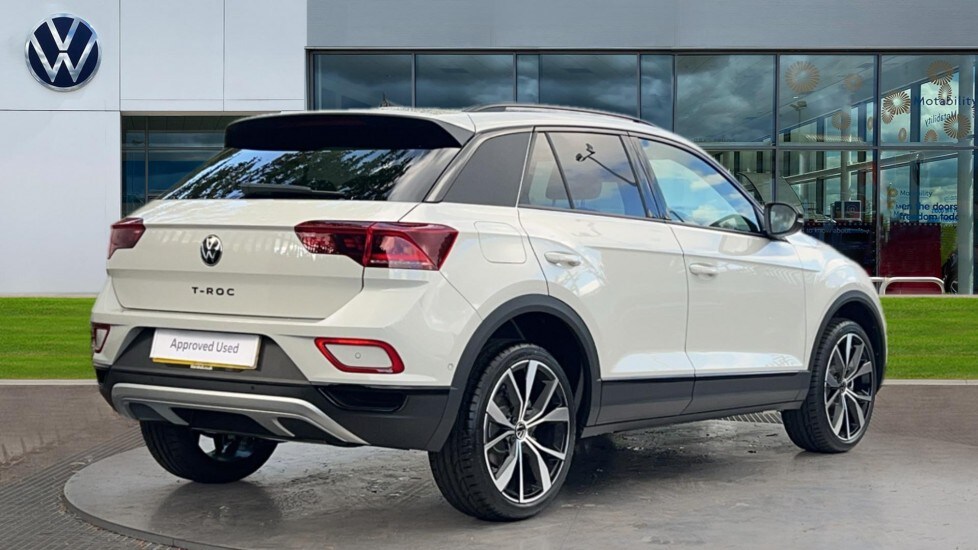 Used Volkswagen T-Roc 2025 for sale - 76870339: Photo 7