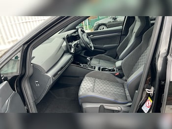 Used Volkswagen Golf 2025 for sale - 76475176: Photo