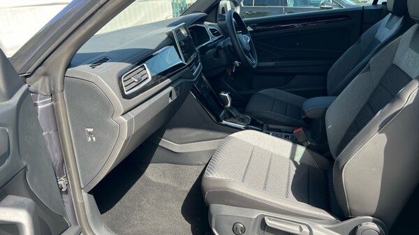 Used Volkswagen T-Roc 2025 for sale - 75660238: Photo 28