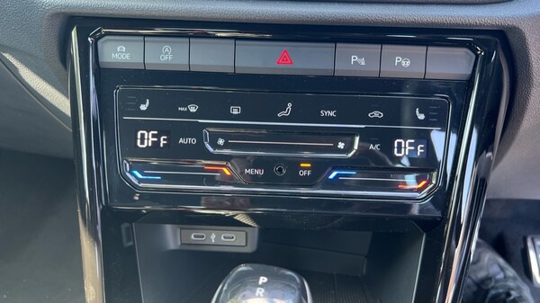 Used Volkswagen T-Roc 2025 for sale - 75660238: Photo 53