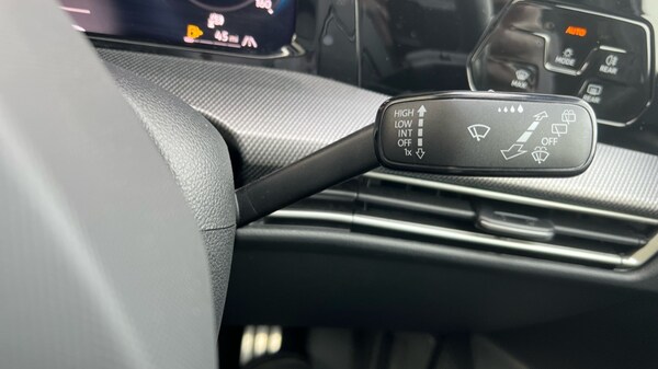 Used Volkswagen Golf 2025 for sale - 76154694: Photo 32