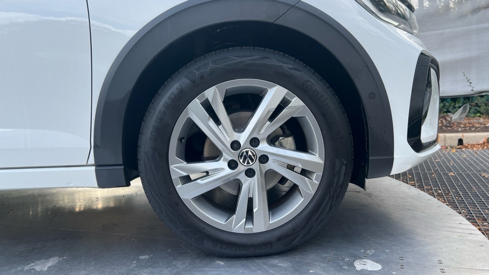 Used Volkswagen Taigo 2024 for sale - 76870345: Photo 20