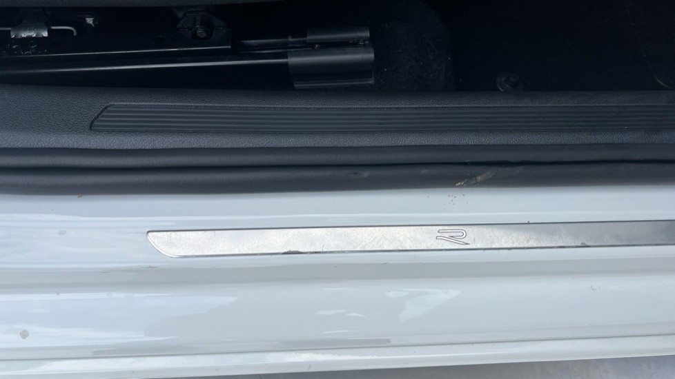 Used Volkswagen Taigo 2024 for sale - 76870345: Photo 40