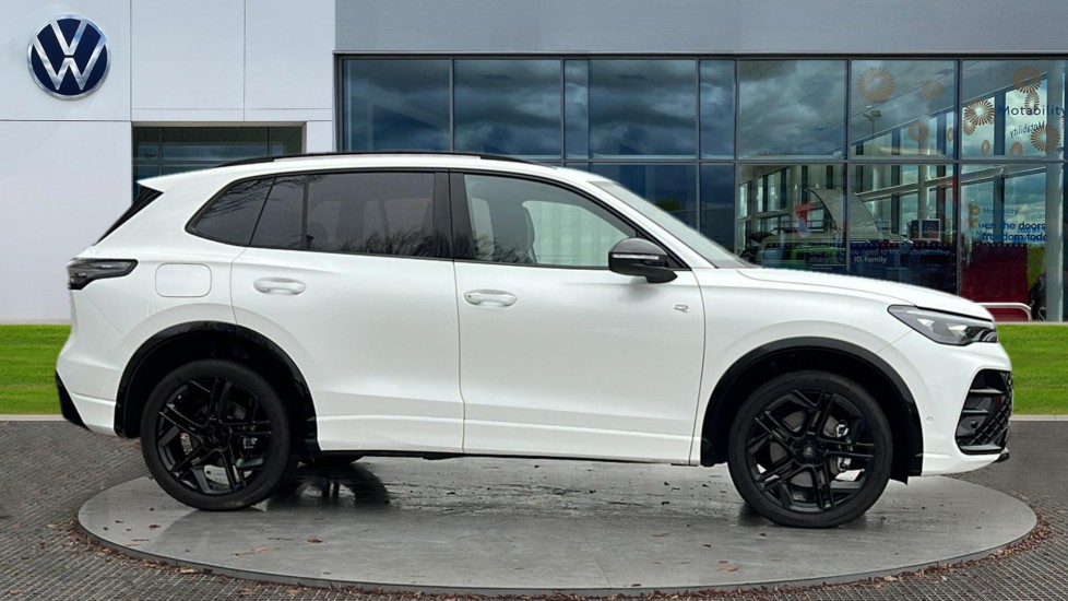 Used Volkswagen Tiguan 2025 for sale - 76927842: Photo 4