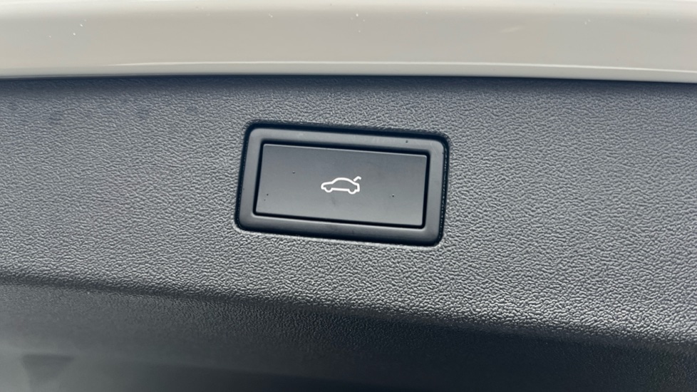 Used Volkswagen Tiguan 2025 for sale - 76927842: Photo 45