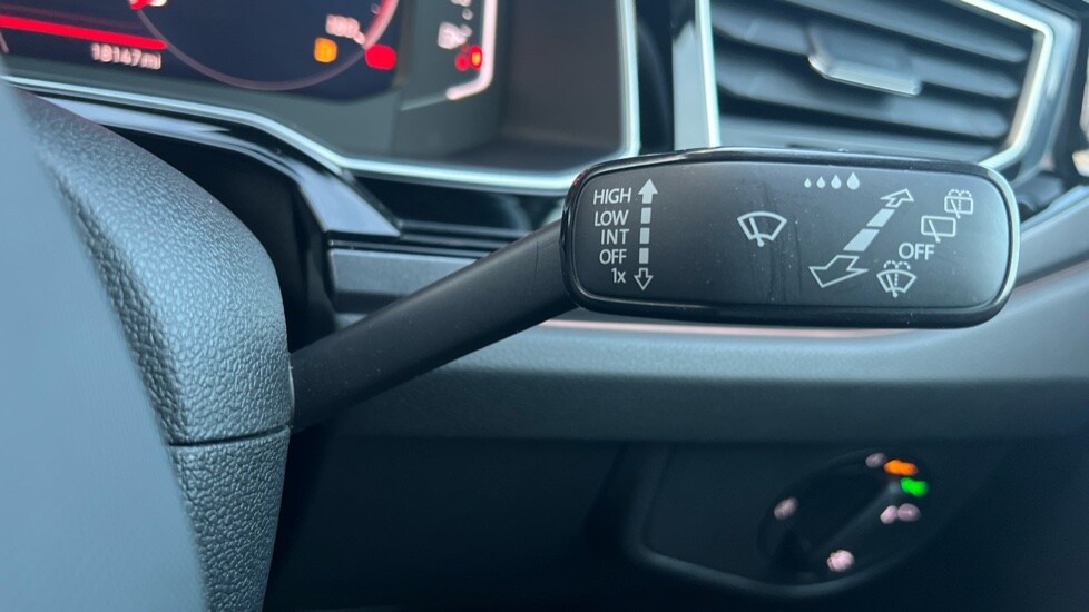 Used Volkswagen Polo 2023 for sale - 76528956: Photo 32