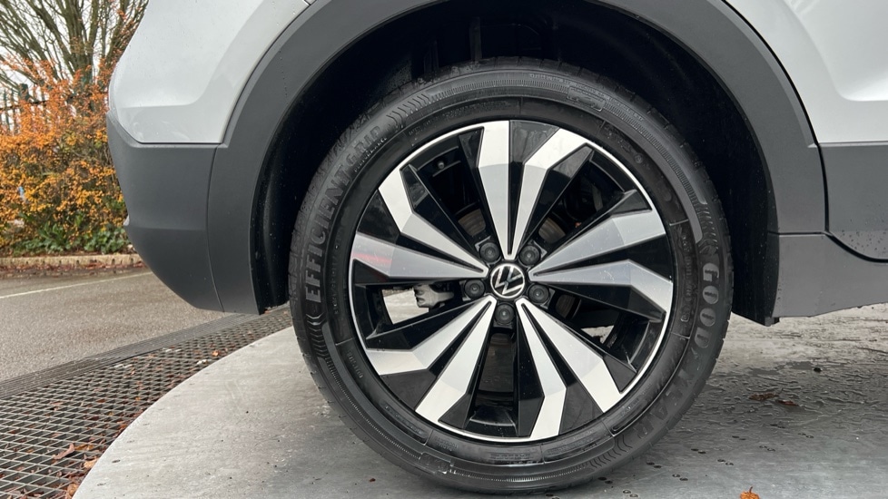 Used Volkswagen T-Cross 2025 for sale - 76888823: Photo 18