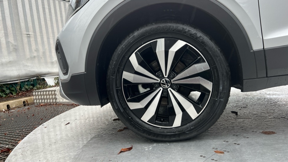 Used Volkswagen T-Cross 2025 for sale - 76888823: Photo 20