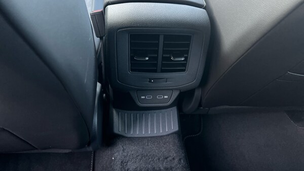 Used Volkswagen T-Roc 2025 for sale - 75625394: Photo 34