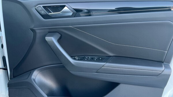 Used Volkswagen T-Roc 2025 for sale - 75625394: Photo 37