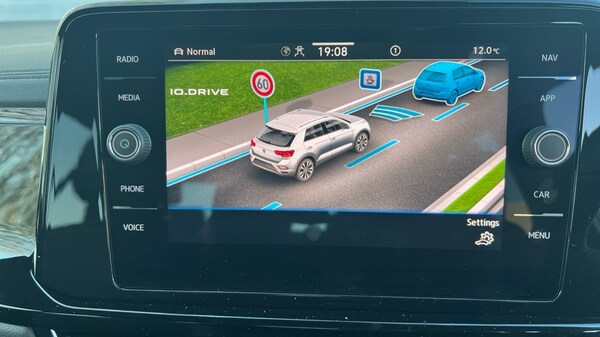 Used Volkswagen T-Roc 2025 for sale - 75625394: Photo 54