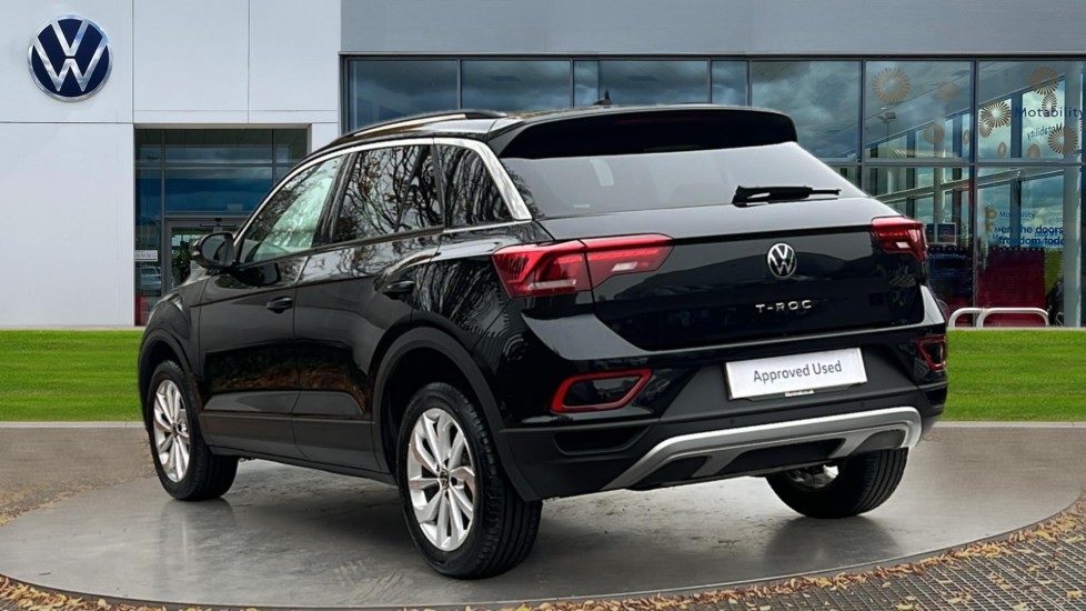 Used Volkswagen T-Roc 2025 for sale - 77031341: Photo 3