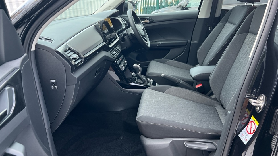 Used Volkswagen T-Cross 2025 for sale - 76507440: Photo 28