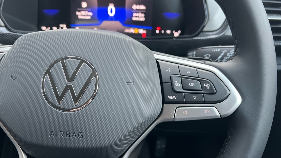 Used Volkswagen T-Cross 2025 for sale - 76507440: Photo 31