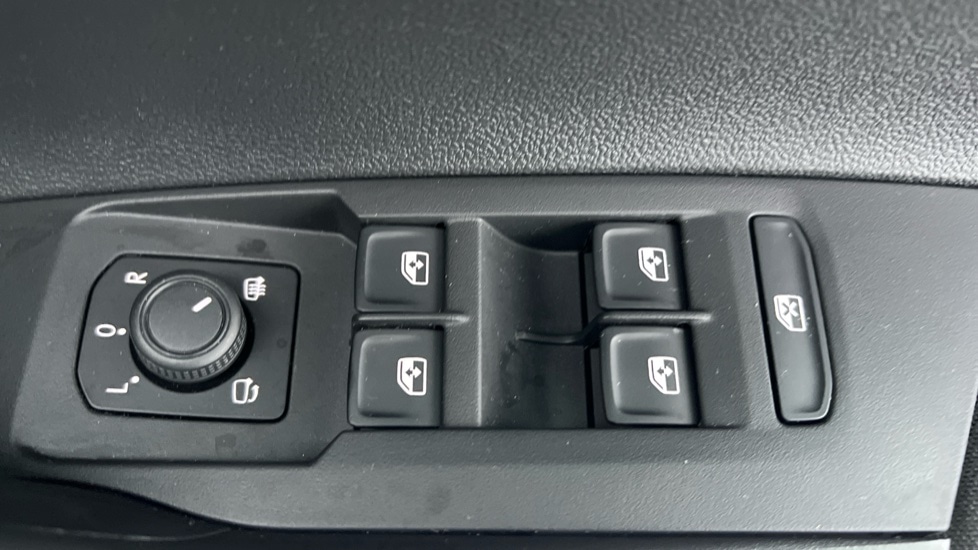 Used Volkswagen Polo 2025 for sale - 77042909: Photo 49